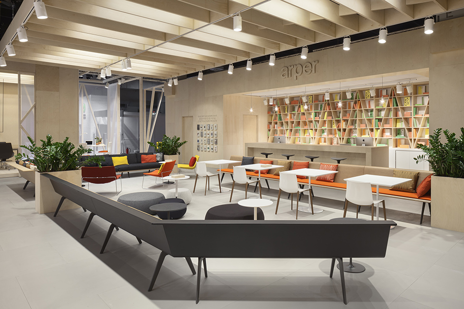 开云（中国） - 桌几|餐桌|办公家具|设计师家具|Dizzie 餐台/洽谈台